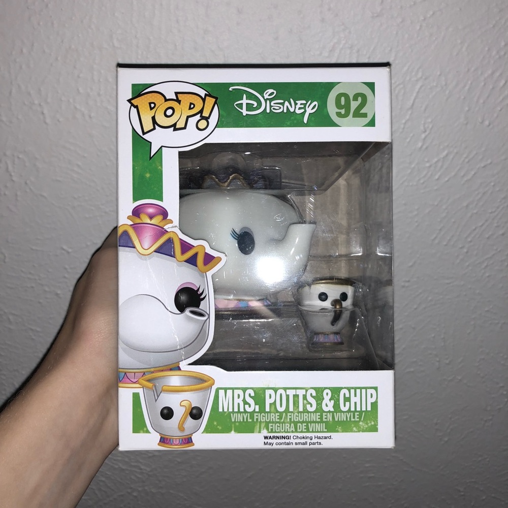 mrs potts and chip pop! vinyl figure